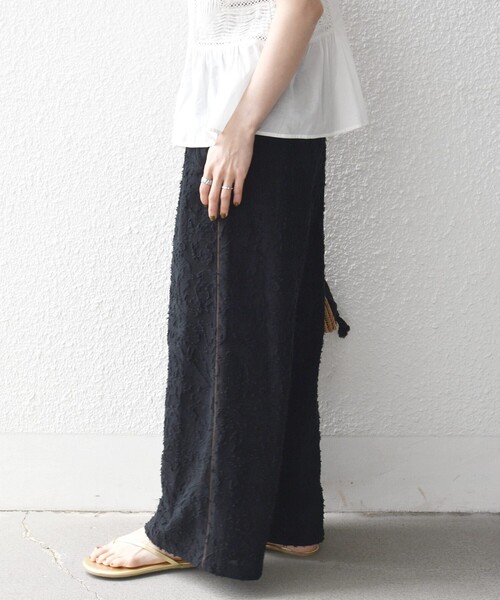 SHIPS any（シップス エニィ）の「SHIPS any:〈手洗い可能〉メッシュ ジャカード イージー ワイド パンツ（その他パンツ・レディース・ブルー/ブラック/イエロー・ONE SIZE）」の10枚目の写真
