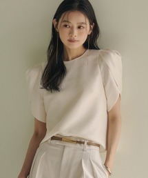 anuans（アニュアンス）の「ペタルフォルムスリーブブラウス（シャツ/ブラウス）」