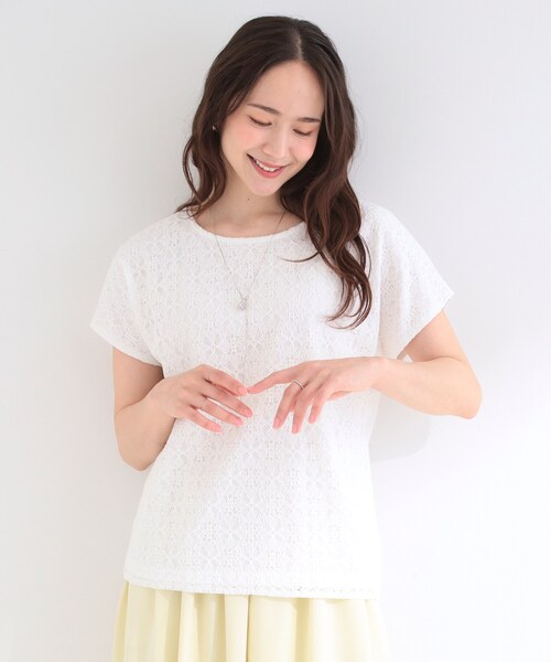 SHOO・LA・RUE（シューラルー）の「【ひんやり/UV/S-LL】1枚で華やか 前後切り替えレースTシャツ（Tシャツ/カットソー・レディース・オレンジ系/ホワイト/ライトブルー/ブラック・04/03/02/01）」の5枚目の写真