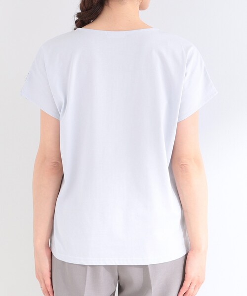 SHOO・LA・RUE(シューラルー)の「【ひんやり/UV/S-LL】1枚で華やか 前後切り替えレースTシャツ(Tシャツ/カットソー・レディース・オレンジ系/ホワイト/ライトブルー/ブラック・04/03/02/01)」の7枚目の写真