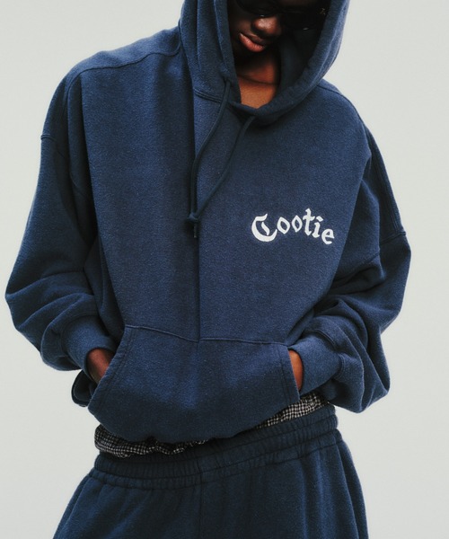 COOTIE PRODUCTIONS(クーティープロダクションズ)の「Venice Sweat Crew(スウェット・メンズ・ブルー系その他/ブラック・SMALL/MEDIUM/LARGE/X-LARGE)」の5枚目の写真