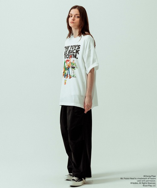 SLICK（スリック）の「【SLICK/スリック】SLICK / TOY STORY Print T-shirt 01/トイストーリー/パウダー加工プリントTシャツ/オーバーサイズ シルエット/ ビンテージ / ディズニー/ピクサー（Tシャツ/カットソー・メンズ・ホワイト/ブラック・3/2/1）」の4枚目の写真