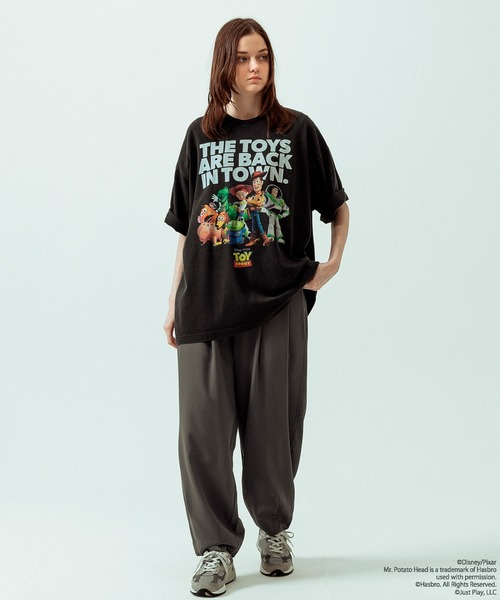 SLICK（スリック）の「【SLICK/スリック】SLICK / TOY STORY Print T-shirt 01/トイストーリー/パウダー加工プリントTシャツ/オーバーサイズ シルエット/ ビンテージ / ディズニー/ピクサー（Tシャツ/カットソー・メンズ・ホワイト/ブラック・3/2/1）」の16枚目の写真