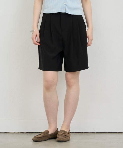 NUJOH(ヌゾ)の「Tuck Half Slacks / タックハーフスラックス(その他パンツ・レディース・ブラック/ベージュ/ブラウン/クリーム/チャコールグレー・MEDIUM/SMALL)」の6枚目の写真