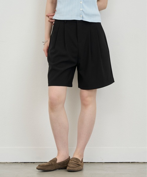 NUJOH(ヌゾ)の「Tuck Half Slacks / タックハーフスラックス(その他パンツ・レディース・ブラック/ベージュ/ブラウン/クリーム/チャコールグレー・MEDIUM/SMALL)」の7枚目の写真