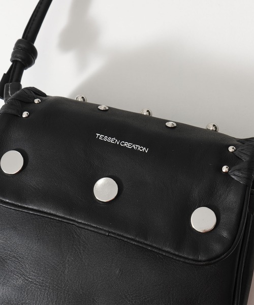 TESSEN CREATION(テッセンクリエーション)の「【TESSEN CREATION/テッセンクリエーション】別注 FLAP BAG S(studs)/フラップバッグ(ショルダーバッグ・レディース・ブラック・S)」の9枚目の写真