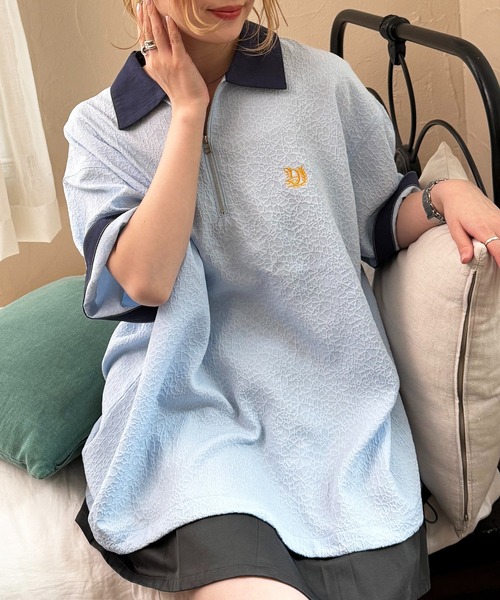 DOUBLE NAME（ダブルネーム）の「ワンポイント刺しゅうハーフZIPシャツ（シャツ/ブラウス・レディース・オフホワイト/ブルー/ブラック・FREE）」の5枚目の写真