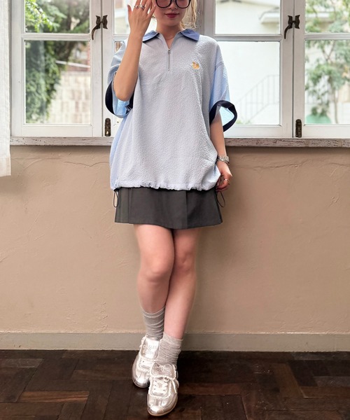 DOUBLE NAME（ダブルネーム）の「ワンポイント刺しゅうハーフZIPシャツ（シャツ/ブラウス・レディース・オフホワイト/ブルー/ブラック・FREE）」の4枚目の写真
