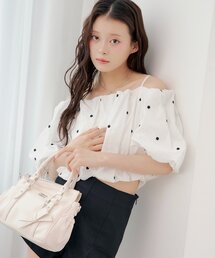 オフショルバルーンブラウス