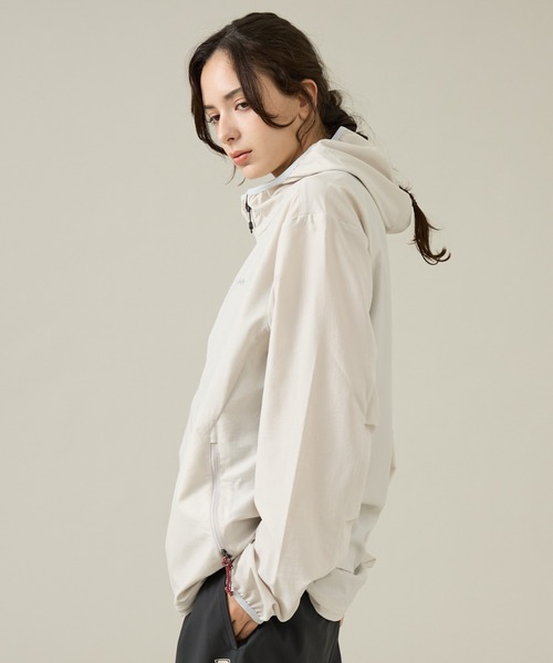 NANGA(ナンガ)の「【NANGA / ナンガ】DotAir(R) コンフィー ジップパーカー / 通気性・吸汗速乾 / NW2411-1E901(マウンテンパーカー・メンズ・ブラック/ベージュ・L/M/XL)」の8枚目の写真