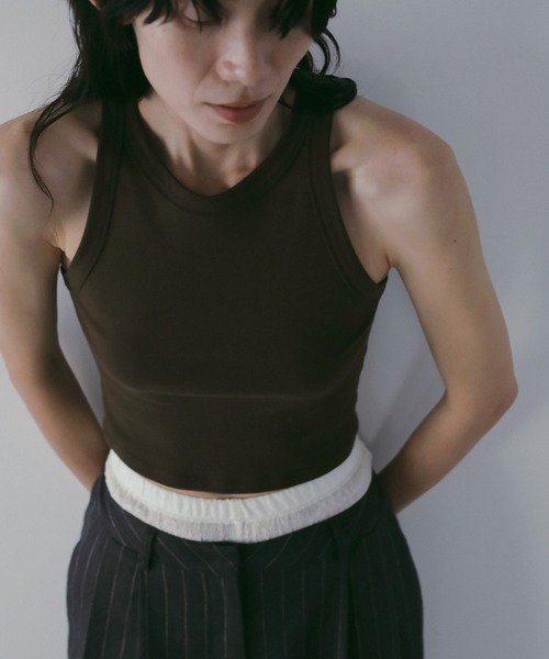 anuke(アンヌーク)の「Americansleeve Short Tanktop(タンクトップ・レディース・ブラック/ホワイト/ブラウン・FREE)」の3枚目の写真