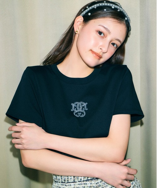 SNIDEL(スナイデル)の「【販路限定カラーあり】ラインストーンTシャツ(Tシャツ/カットソー・レディース・D/C/ブラック/B/A/ホワイト/ネイビー・F)」の7枚目の写真