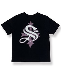 SUPPLIER（サプライヤー）の「A'GEM 9 × .kom 限定『SUPPLIER サプライヤー』Cross Tee クロスロゴ半袖Tシャツ（Tシャツ/カットソー）」