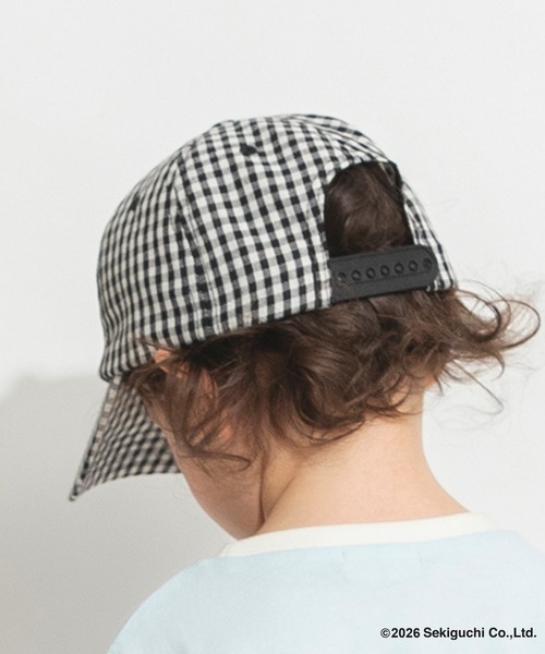 BRANSHES(ブランシェス)の「【モンチッチ】ギンガムキャップ(キャップ・キッズ・レッド/ブラック・M/L)」の3枚目の写真