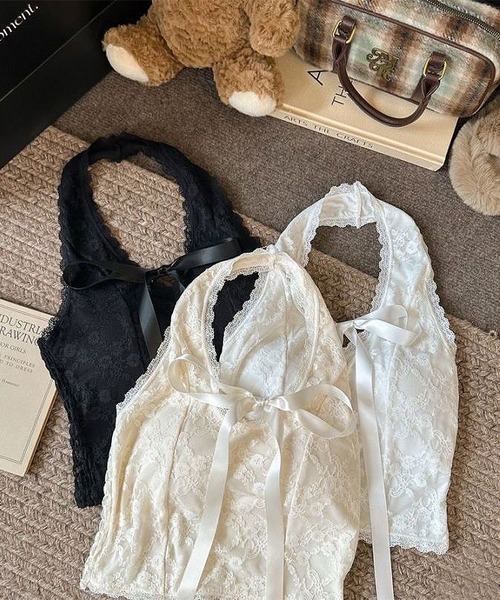 ammy.(エイミードット)の「【 ammy. / エイミードット 】 ホルターネック レース キャミソール(キャミソール・レディース・ブラック/ホワイト・FREE)」の5枚目の写真