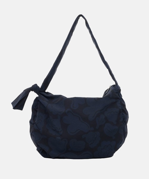 marimekko（マリメッコ）の「Utu Kukasta kukkaan / Crossbody bag L（ショルダーバッグ・レディース・ネイビー・FREE）」の7枚目の写真