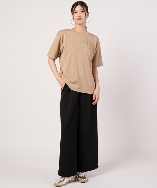 Arnold Palmer(アーノルドパーマー)の「【接触冷感/UVカット】シルキーダンボール シェア ロゴ Tシャツ(Tシャツ/カットソー・レディース・ベージュ/サックスブルー/ネイビー/ホワイト・L/XS/S/LL/M)」の13枚目の写真