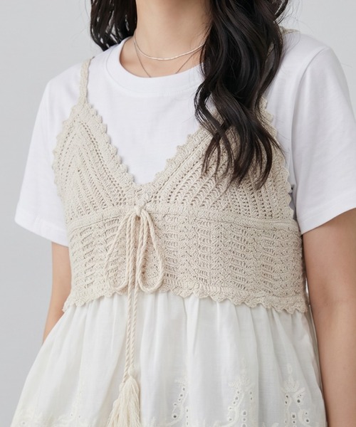 umune(ウムネ)の「ビスチェ Tシャツ セット アンサンブル 2点セット かぎ針編み風 レース タッセルリボン ペプラム 半袖 カットソー 夏(アンサンブル・レディース・オフホワイト/アイボリー・FREE)」の5枚目の写真