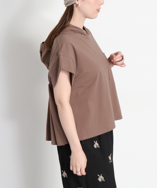 cepo(セポ)の「〈接触冷感 ICE TEE〉バックギャザーショートスリーブパーカー(Tシャツ/カットソー・レディース・オフホワイト/ブラウン/ブラック・M)」の8枚目の写真
