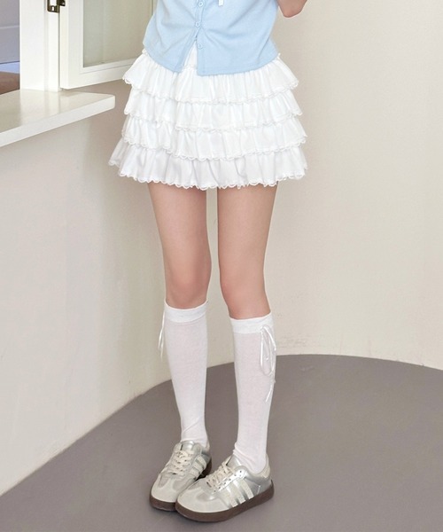 DAY CLOSET（デイ クローゼット）の「【ショート丈/ぺチパンツ一体型】華やかバレエコア レース×フリル。ハイウエスト ティアード スカート レディース（スカート・レディース・ホワイト/アイボリー/グレー/ブラック・FREE）」の6枚目の写真