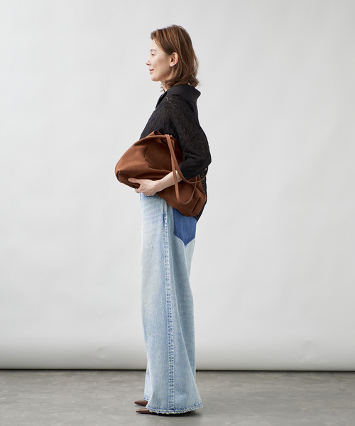 VERMEIL par iena(ヴェルメイユパーイエナ)の「SALCE サルーチェ GRETE SUEDE with Case W39xH37xD12cm 4463250019(トートバッグ・レディース・ブラウン・FREE)」の4枚目の写真