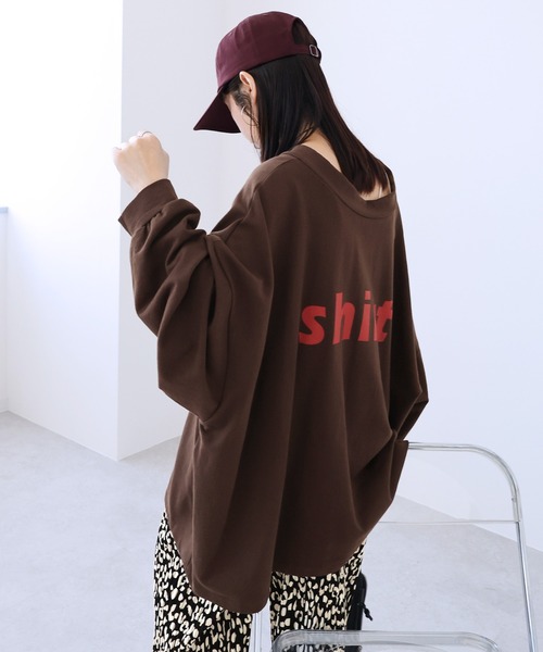 reca（レカ）の「前後2wayロングスリーブレトロ配色ロゴTシャツ（Tシャツ/カットソー・レディース・ネイビー/ブラウン/チャコールグレー・FREE）」の2枚目の写真