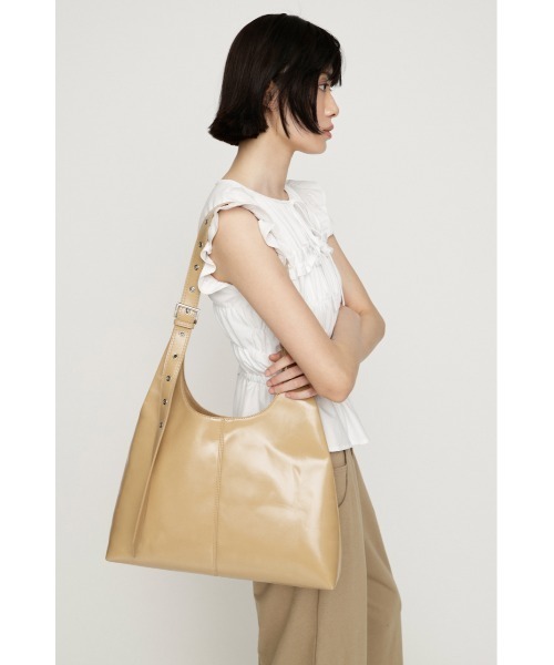 SLY(スライ)の「TRIANGLE TOTE BAG トライアングルトートバッグ 秋服 冬服(トートバッグ・レディース・ベージュ/ブラック・FREE)」の17枚目の写真
