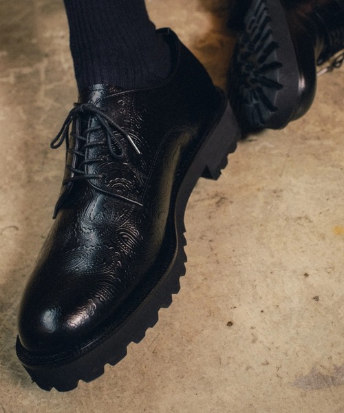 CONZ(コンズ)の「NEW CLASSIC PLAIN TOE BLACK PAISLEY(ドレスシューズ・メンズ・ブラック・27/26.5/26/25.5/25)」の3枚目の写真