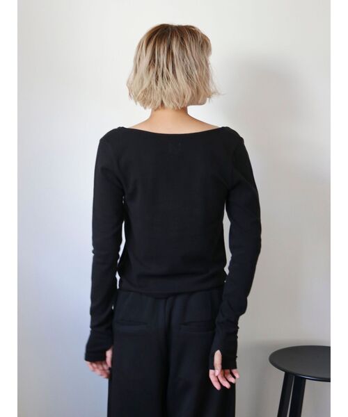 Ungrid（アングリッド）の「フィットヘンリーロングスリーブTee（Tシャツ/カットソー・レディース・オフホワイト/ブラウン/ブラック・FREE）」の11枚目の写真