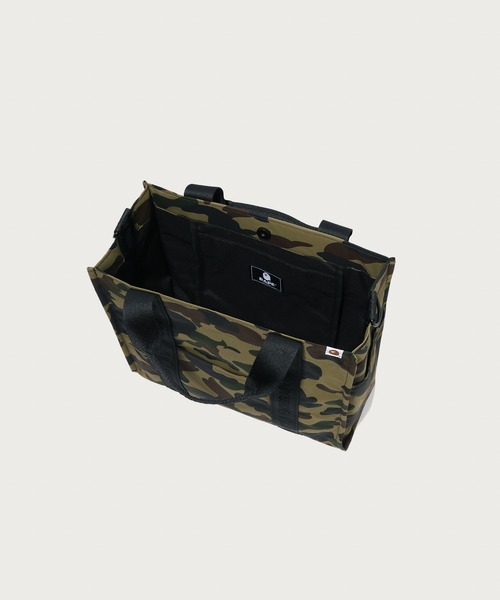 A BATHING APE（アベイシングエイプ）の「1ST CAMO SLIDING TOTE BAG TRAVEL（ショルダーバッグ・メンズ・イエロー/グリーン・FREE）」の7枚目の写真