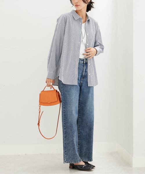 BELLUNA PLUS（ベルーナ）の「イージーケアが嬉しい！ストライプシャツ（シャツ/ブラウス・レディース・ネイビー系・X-LARGE/LARGE/MEDIUM）」の6枚目の写真