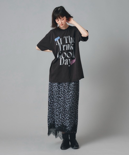 AT THE TRNK（アットザトランク）の「GOODDAYロゴ プリント Ｔシャツ AT THE TRNK（Tシャツ/カットソー・レディース・ホワイト/ブラック/グレー/クリーム・M/L）」の15枚目の写真
