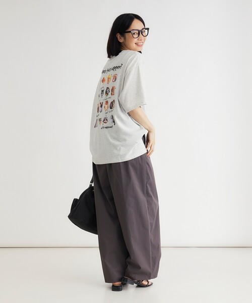 Right-on(ライトオン)の「《体型カバー》ネコバッグプリントTシャツ(Tシャツ/カットソー・レディース・チャコールグレー/ライトグレー/オフホワイト・05/04)」の12枚目の写真