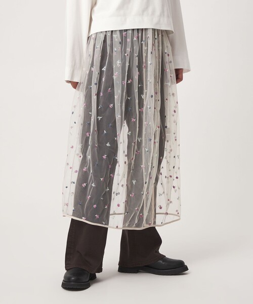 green label relaxing(グリーンレーベルリラクシング)の「【WEB限定】<at ease>チュール シシュウ 2WAY スカート ワンピース(ワンピース・レディース・オフホワイト/ブラック・FREE)」の7枚目の写真