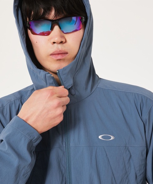 OAKLEY(オークリー)の「【最新】 オークリー OAKLEY FLEXIBLE WIND JACKET/ジャケット/ゴルフメンズコレクション/OAKLEY(その他アウター・メンズ・ブルー系その他/ブラック/オフホワイト・XL/S/M/L)」の3枚目の写真
