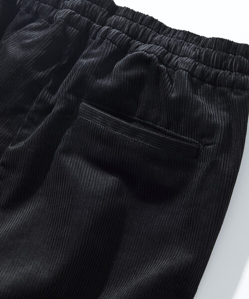 FREAK'S STORE（フリークスストア）の「限定展開 ベーシックシルエット コーデュロイ イージーパンツ（その他パンツ・メンズ・チャコールグレー/ブラック/ベージュ/ブラウン/ナチュラル・SMALL/MEDIUM/LARGE）」の12枚目の写真