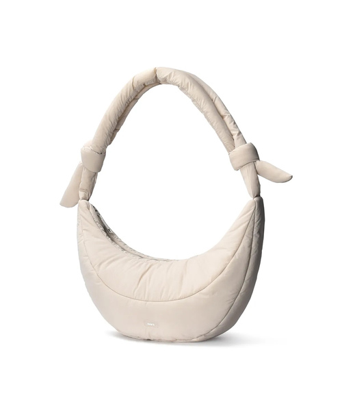 4OUR B(サビ)の「Bent Lip Bag (4colors)(メッセンジャーバッグ・レディース・ブラック/チョコ/アイボリー/ベージュ・FREE)」の2枚目の写真
