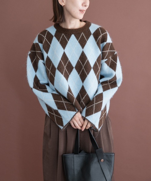 ITEMS URBANRESEARCH(アイテムズ アーバンリサーチ)の「アーガイルジャカードニット(ニット/セーター・レディース・グレー/ブラウン/チャコールグレー・FREE)」の21枚目の写真