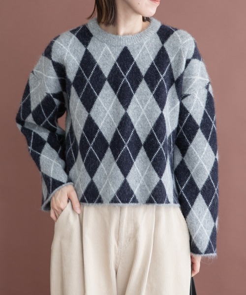 ITEMS URBANRESEARCH(アイテムズ アーバンリサーチ)の「アーガイルジャカードニット(ニット/セーター・レディース・グレー/ブラウン/チャコールグレー・FREE)」の7枚目の写真