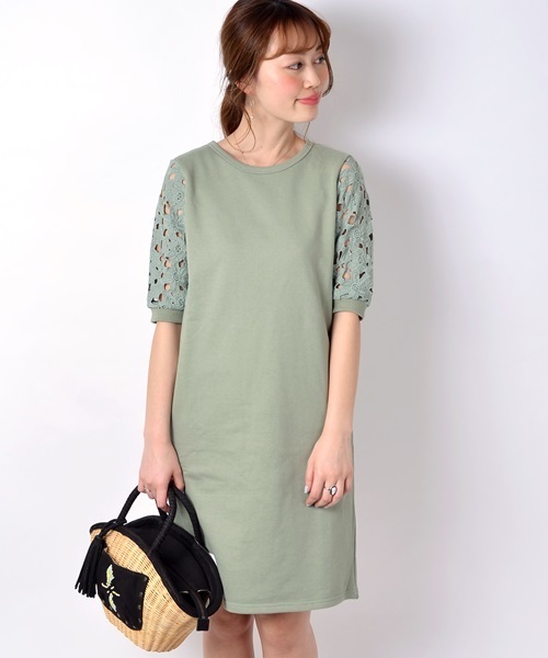Khaju(カージュ)の「Khaju: フラワーレーススリーブワンピース□(ワンピース・レディース・カーキ/ネイビー・ONE SIZE)」の3枚目の写真