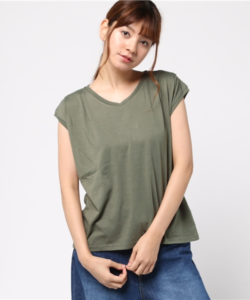 VENCEEXCHANGE(ヴァンスエクスチェンジ)の「ノースリーブ2タックVネックプルオーバー (Tシャツ/カットソー・レディース・オフホワイト/ダークグリーン/ブラック・MEDIUM)」の1枚目の写真