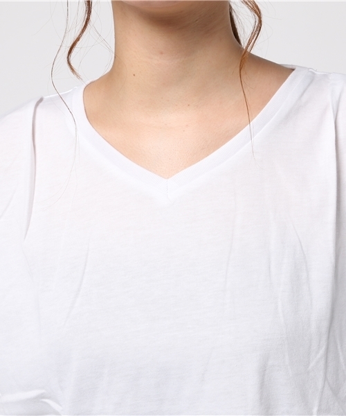 VENCEEXCHANGE(ヴァンスエクスチェンジ)の「ノースリーブ2タックVネックプルオーバー (Tシャツ/カットソー・レディース・オフホワイト/ダークグリーン/ブラック・MEDIUM)」の7枚目の写真