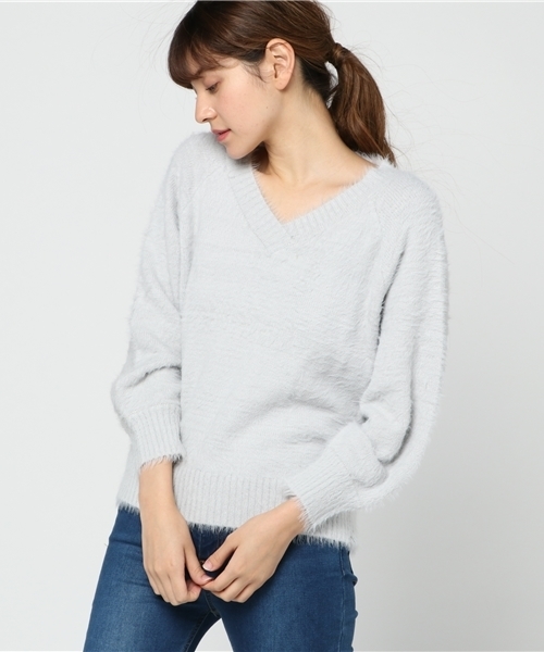 VENCEEXCHANGE（ヴァンスエクスチェンジ）の「フェザーカサネＶプルオーバー（ニット/セーター・レディース・オフホワイト/ライトグレー/ブラウン/ピンク・MEDIUM）」の13枚目の写真