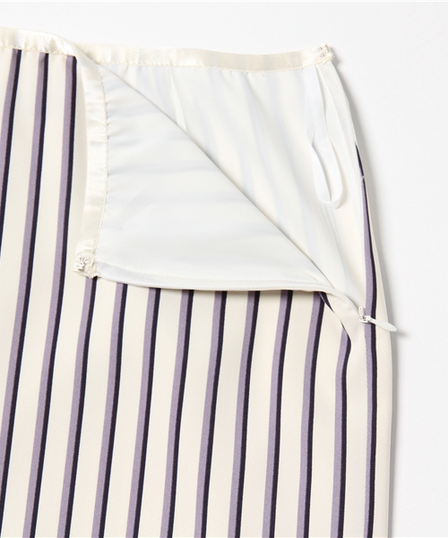 22 OCTOBRE（ヴァンドゥ－オクトーブル）の「ストライププリントスカート【セットアップ対応商品】（スカート・レディース・ベージュ/パープル・40/38）」の9枚目の写真