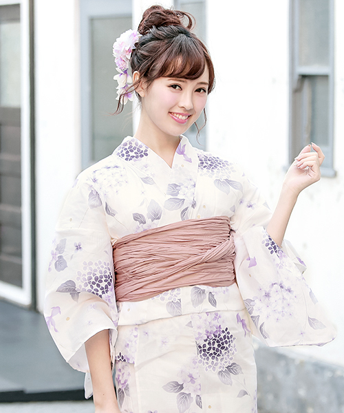 bonheur saisons(ボヌールセゾン)の「浴衣3点セット (浴衣+帯+下駄)「bonheur saisons/ボヌールセゾン」(浴衣・レディース・アイボリー/オフホワイト/ホワイト系その他/ブルー系その他/ホワイト×イエロー/ダークネイビー/ホワイト系その他2/ホワイト系その他3/ホワイト系その他5/ホワイト系その他7・FREE/フリー)」の7枚目の写真