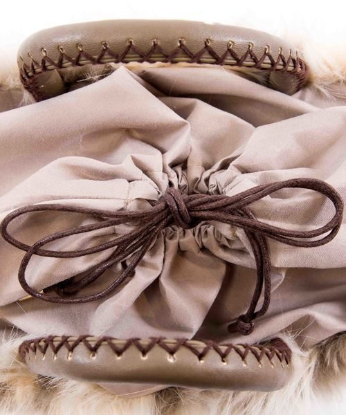 STUDIOUS（ステュディオス）の「【LAUGOA】フェイクファー＆メイズトート　Reine/0173-30010   （かごバッグ・レディース・ブラック/グレー/キャメル・FREE）」の5枚目の写真