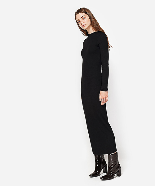 CHARLES & KEITH(チャールズ & キース)の「 ベーシックブロックヒールブーツ / BASIC BLOCK HEELED BOOTS(ブーツ・レディース・ダークブラウン/ブラック・25cm/24.5cm/23cm/23.5cm/22.5cm)」の14枚目の写真