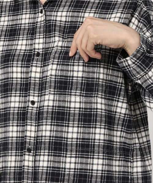 niko and...（ニコアンド）の「20ネルワイドシャツワンピース【niko and ...】（シャツワンピース・レディース・ブラック/ネイビー/クリーム・MEDIUM/LARGE）」の9枚目の写真