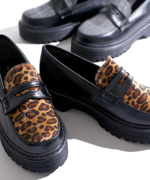 WEGO(ウィゴー)の「WEGO/厚底コインローファー(ローファー・レディース・ブラック/その他1/アニマル・MEDIUM/LARGE)」の1枚目の写真