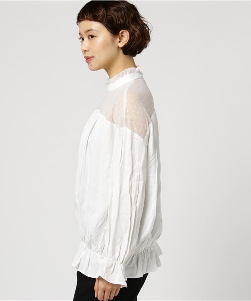 LBC（エルビーシー）の「チュールドットフリルネックブラウス（シャツ/ブラウス・レディース・ホワイト/ブラック・LARGE/MEDIUM）」の4枚目の写真